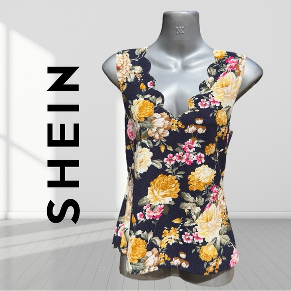 🌼3/$15🌼 SHEIN Womens Floral Sleeveless Scalloped Neckline Blouse Size M - Picture 1 of 9